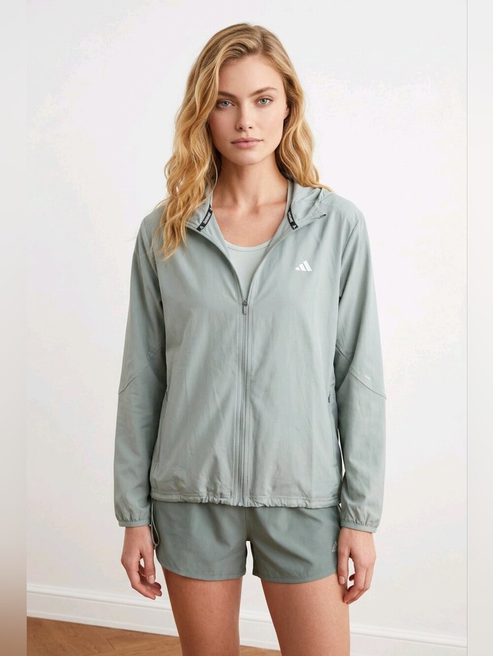 Adidas Running Lightweight Hooded Windbreaker Jacket Sage Green Size Large NWT